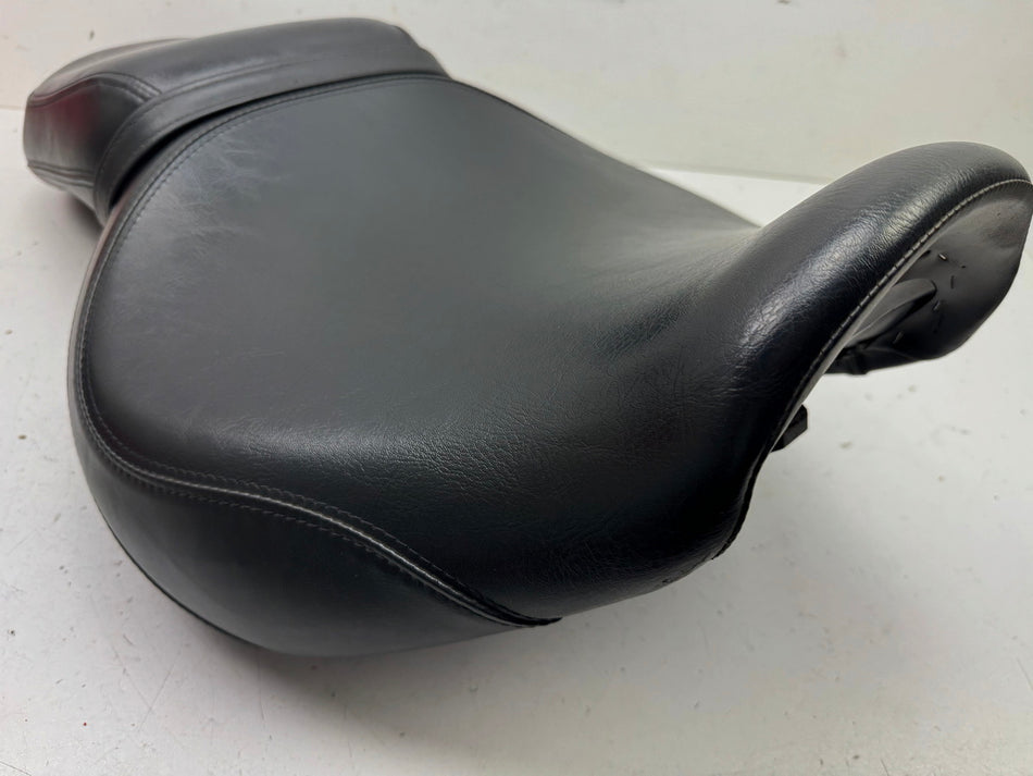 KAWASAKI VN 900 B 11A CLASSIC Sitzbank original Fahrersitz Sitz Seat 06-17