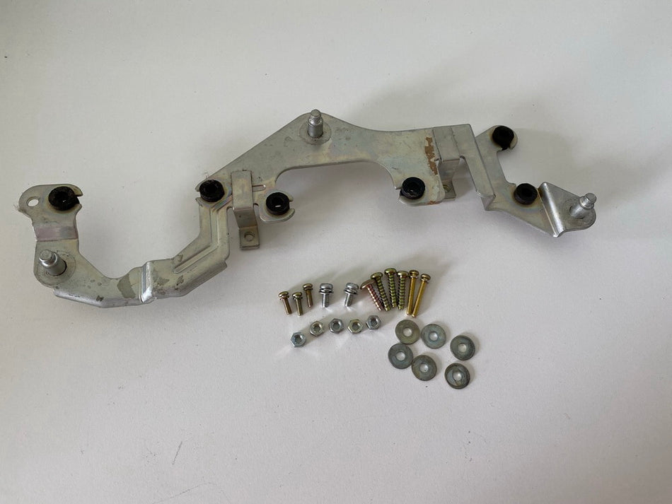 TRIUMPH SPRINT ST T695 955i Halter Tacho Träger Halteplatte