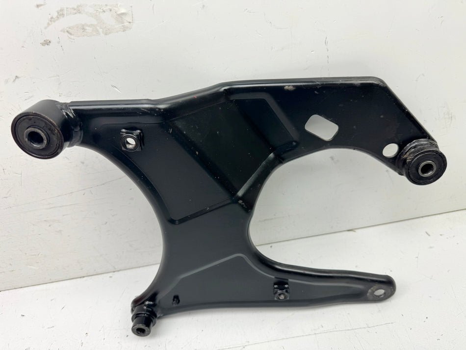BMW C1 125 200 ABS Swingarm Engine Mount Bracket for Engine Auxiliary Swingarm