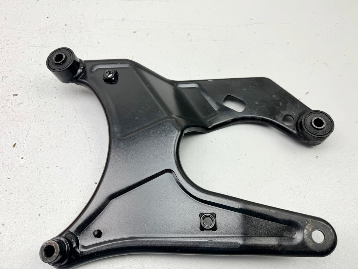 BMW C1 125 200 ABS Eje basculante Soporte de motor Soporte para motor Eje auxiliar basculante