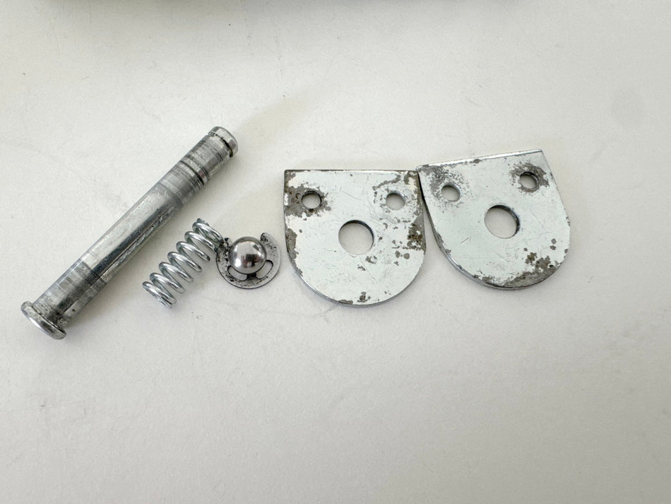 DUCATI Scrambler 800 Classic K100 AA Fußraste Sozius rechts hinten original