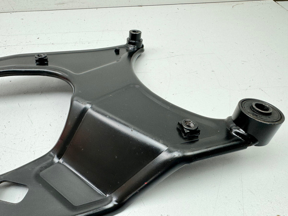 BMW C1 125 200 ABS Eje basculante Soporte de motor Soporte para motor Eje auxiliar basculante