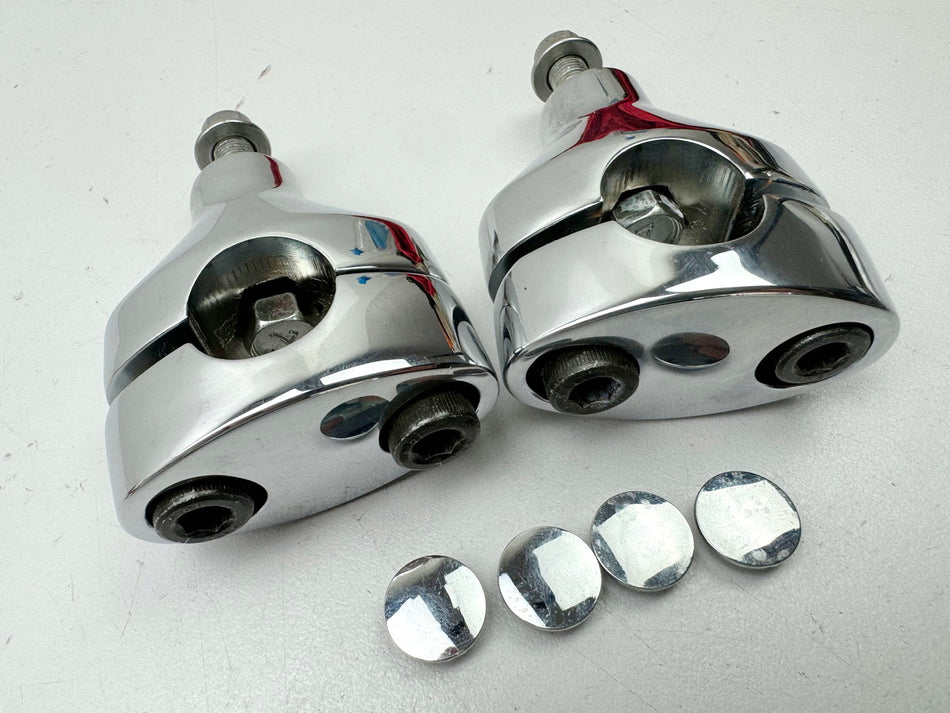 KAWASAKI VN 900 B 11A CLASSIC Lenkerklemmung original Halter Lenker RIser  06-17