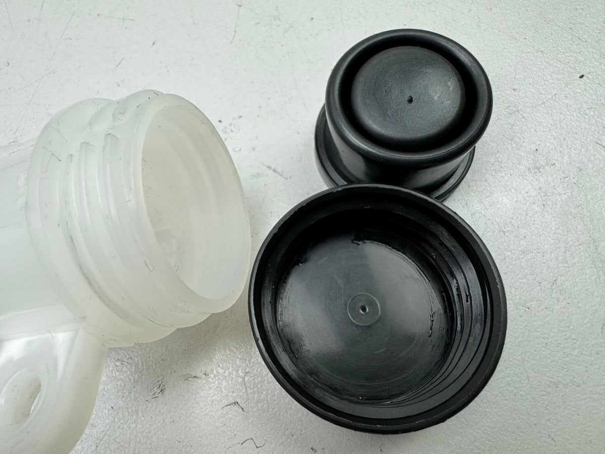 TRIUMPH SPEED TRIPLE 1050R ABS NN01 rear brake fluid reservoir original
