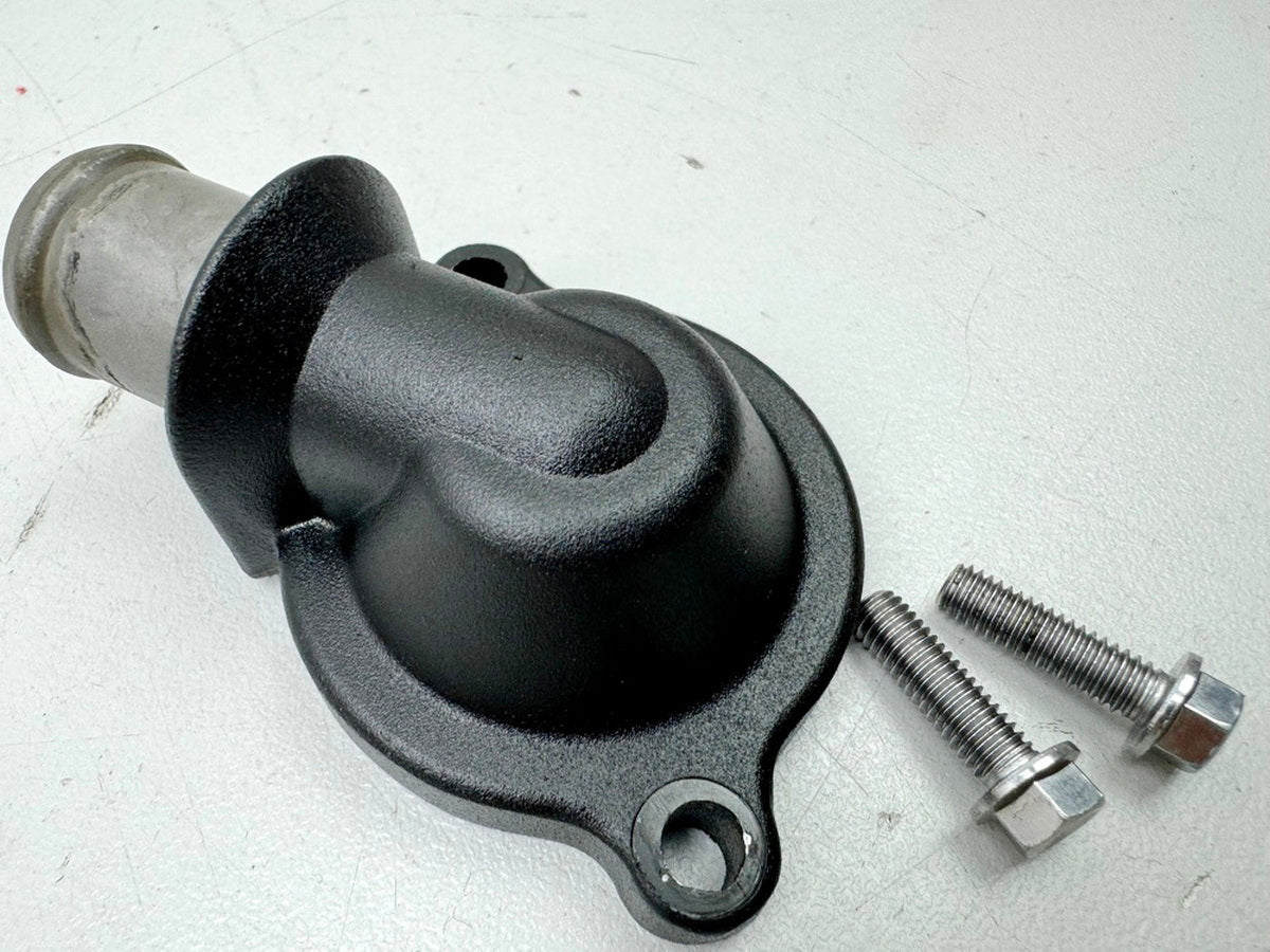 TRIUMPH SPEED TRIPLE 1050 R ABS NN01 Thermostat Thermostat Housing for Engine