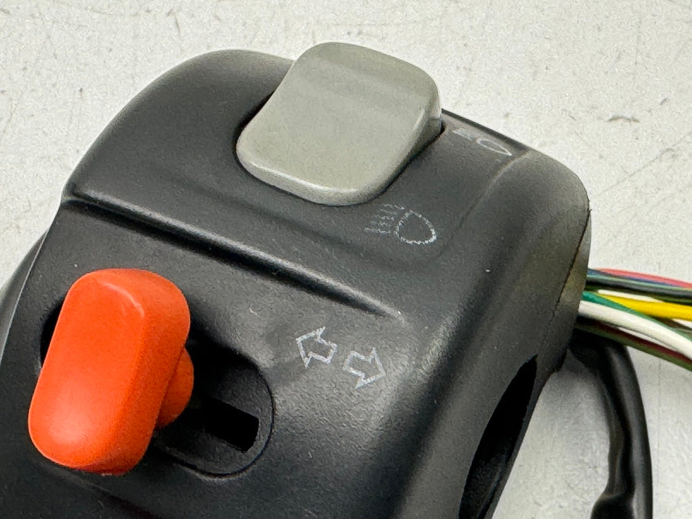 BMW C1 125 200 ABS Lenkerschalter links Schalter Blinker Kombischalter Licht