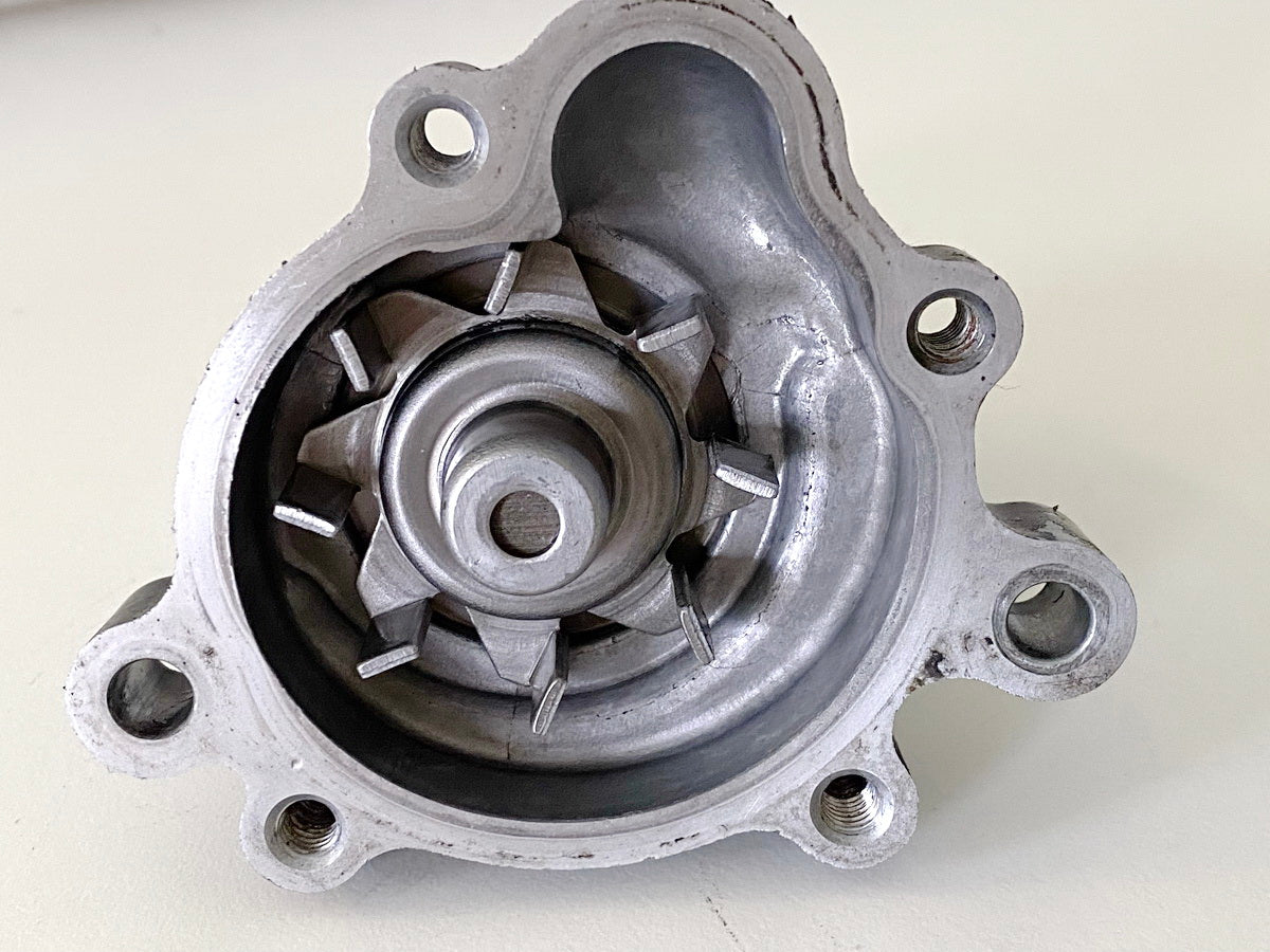 Kawasaki EL 252 EL 250B Eliminator Wasserpumpe Motordeckel Cover Motor Pumpenrad