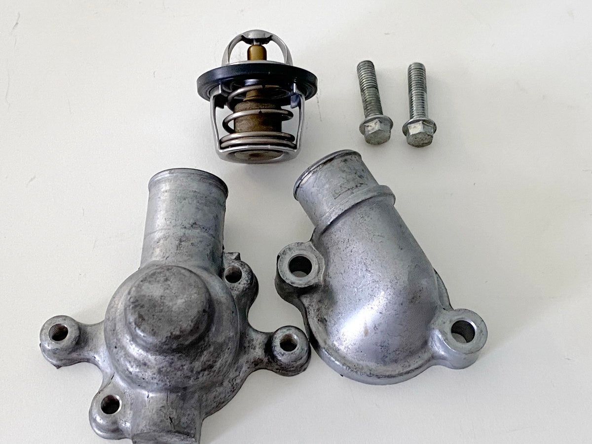 Kawasaki EL 252 EL 250B Eliminator Termostato Carcasa del termostato (para motor)