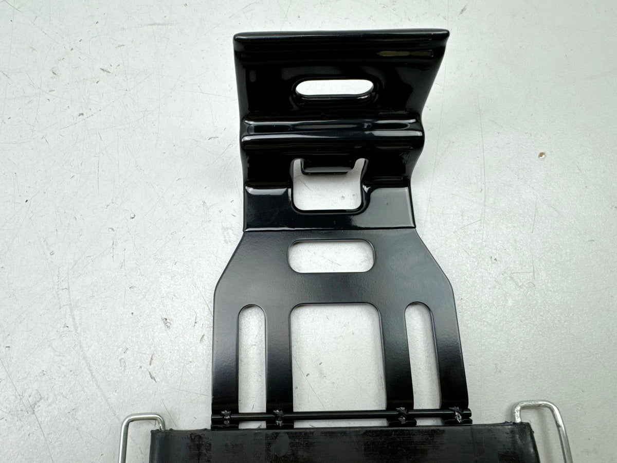 TRIUMPH SPEED TRIPLE 1050R ABS NN01 Battery Mount Strap Retaining Rubber Plate