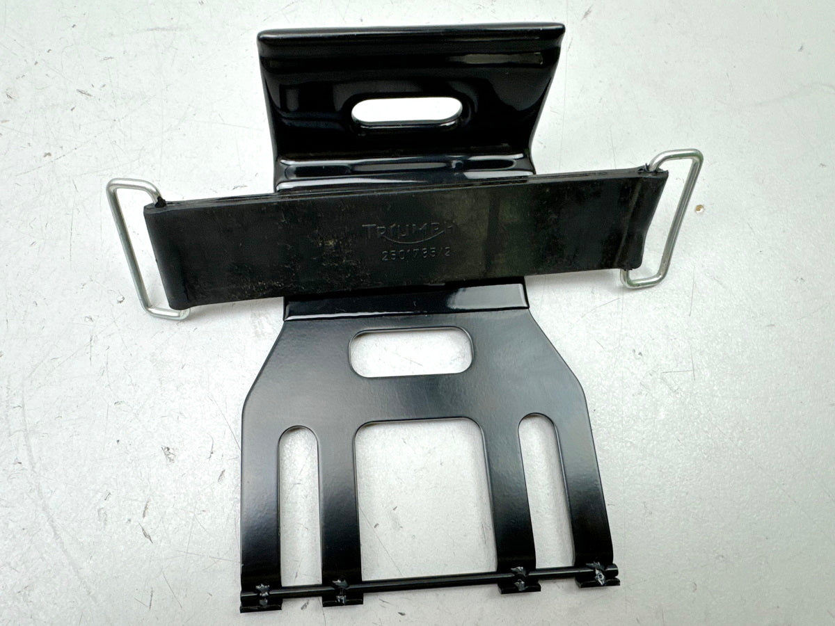 TRIUMPH SPEED TRIPLE 1050R ABS NN01 Battery Mount Strap Retaining Rubber Plate