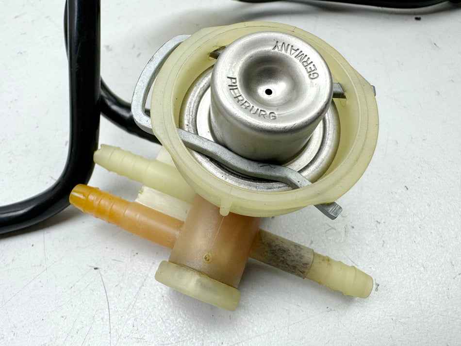 BMW C1 125 200 ABS Regulador de presión de gasolina Regulador de presión de combustible Distribuidor de combustible
