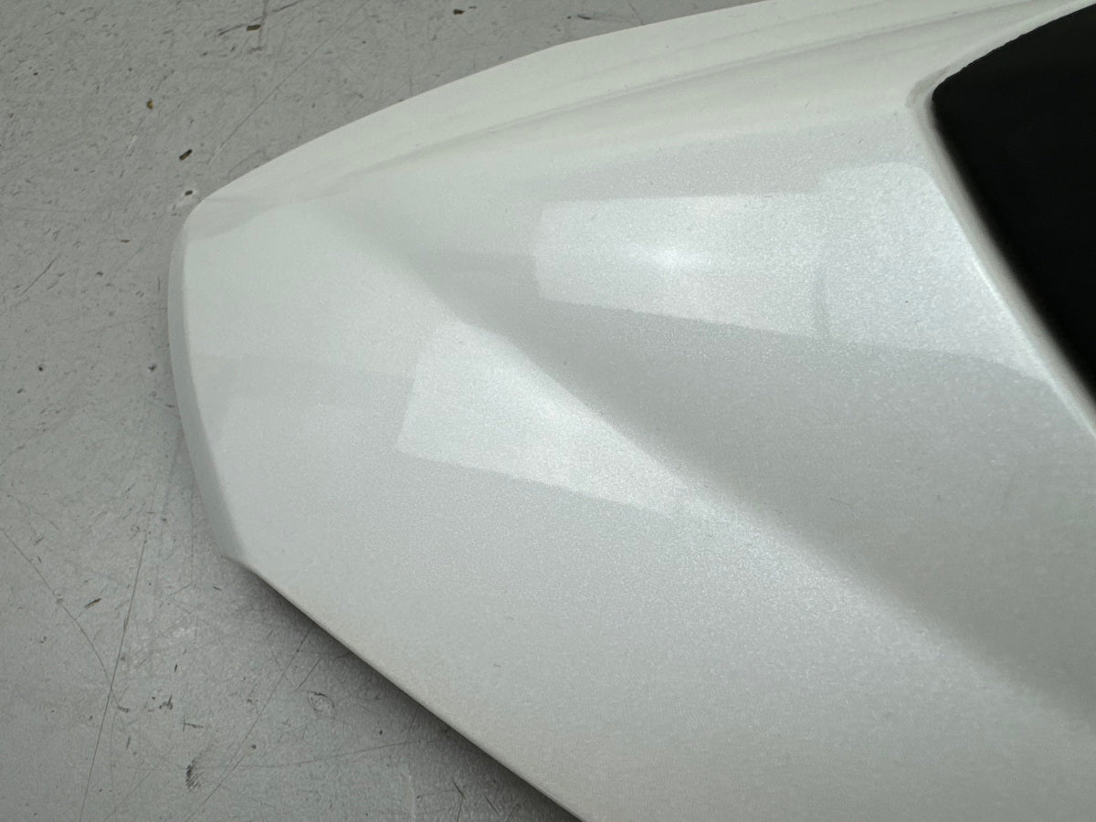 TRIUMPH SPEED TRIPLE 1050 R ABS NN01 Soziusabdeckung Höcker Sitzkeil Abdeckung