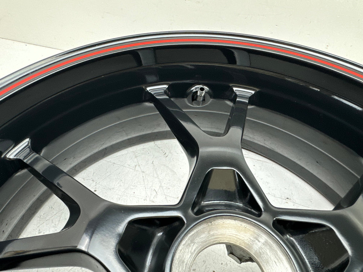 TRIUMPH SPEED TRIPLE 1050 R ABS NN01 Rear Rim Rear Wheel J 17xMT 6.00