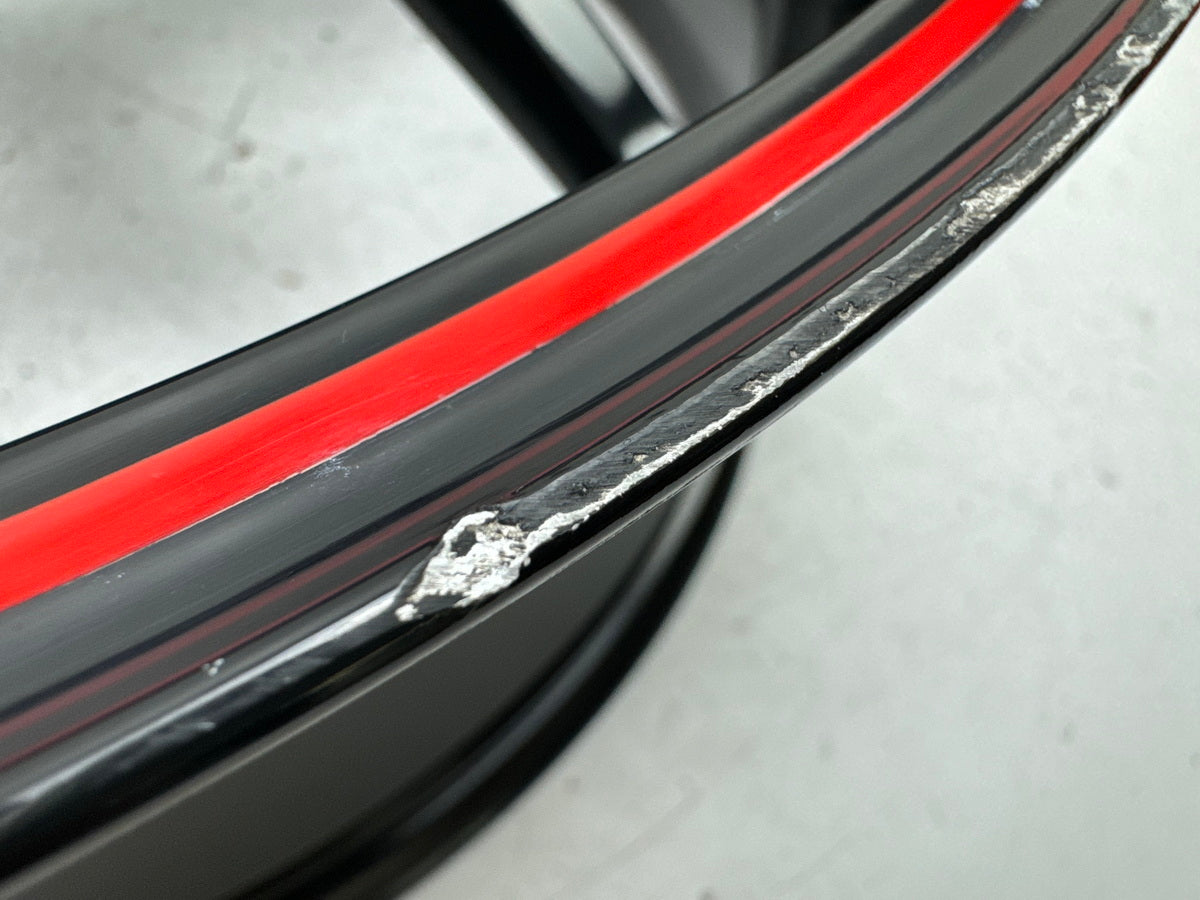TRIUMPH SPEED TRIPLE 1050 R ABS NN01 Rear Rim Rear Wheel J 17xMT 6.00