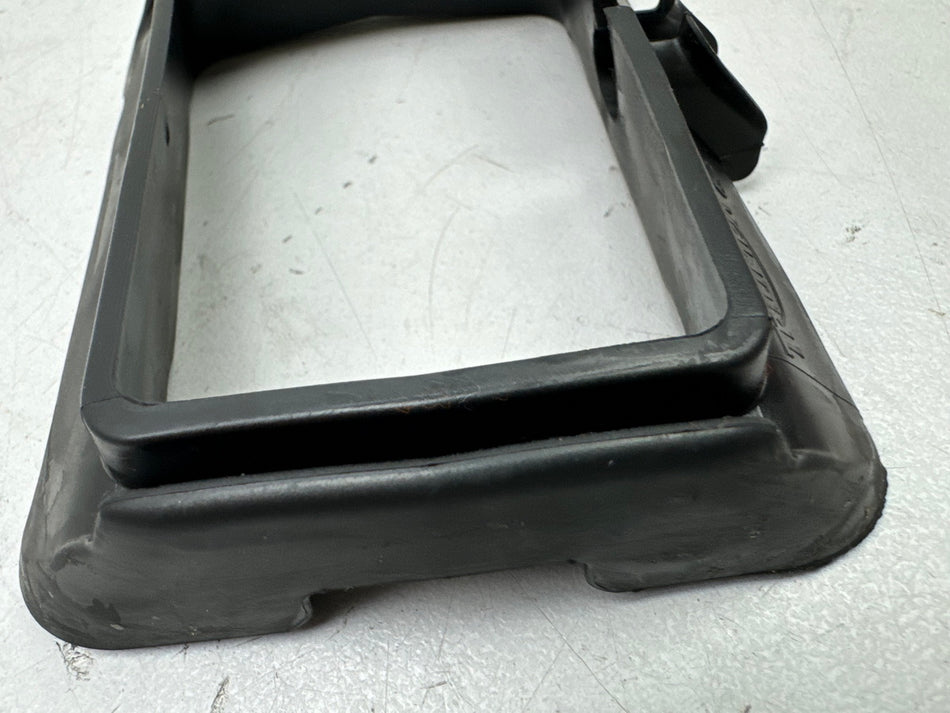 TRIUMPH SPEED TRIPLE 1050 R ABS NN01 Seal Subframe Front Rubber Cover