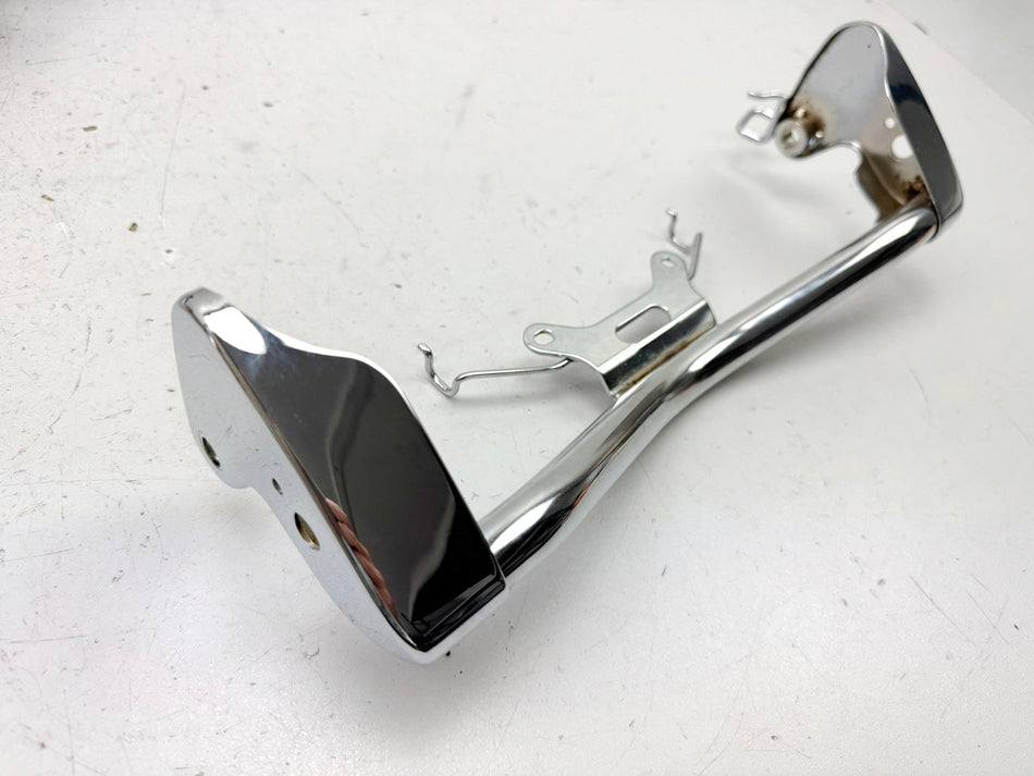 KAWASAKI VN900 B 11A CLASSIC Halterung Blinker vorn Strebe Bügel Aufnahme Träger