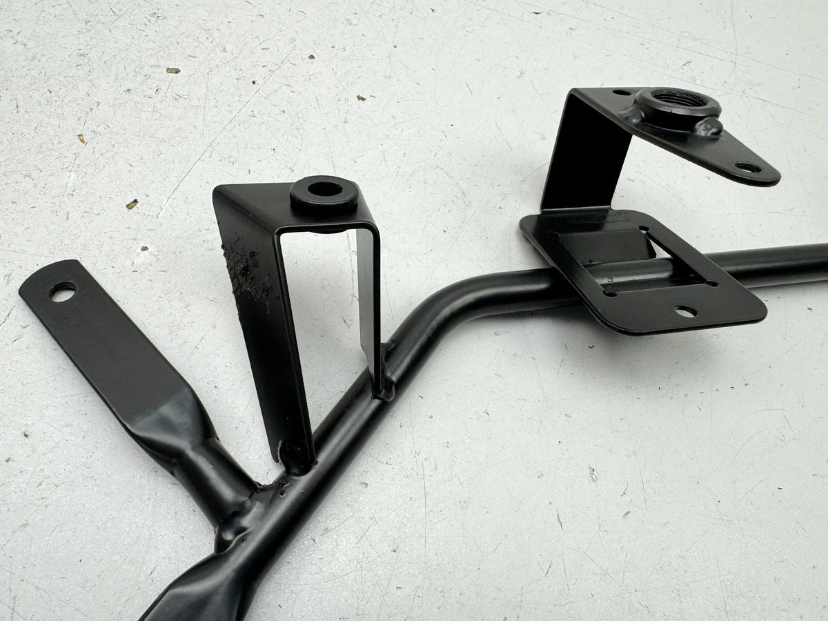BMW C1 125 200 ABS Bracket Windscreen Wiper Carrier Crossbar Mounting Plate