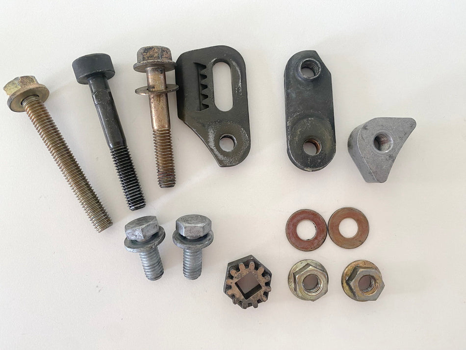 BMW R 1100 GS 259 850 Screws Engine Alternator Bracket Tensioning Latch Tensioning Wheel