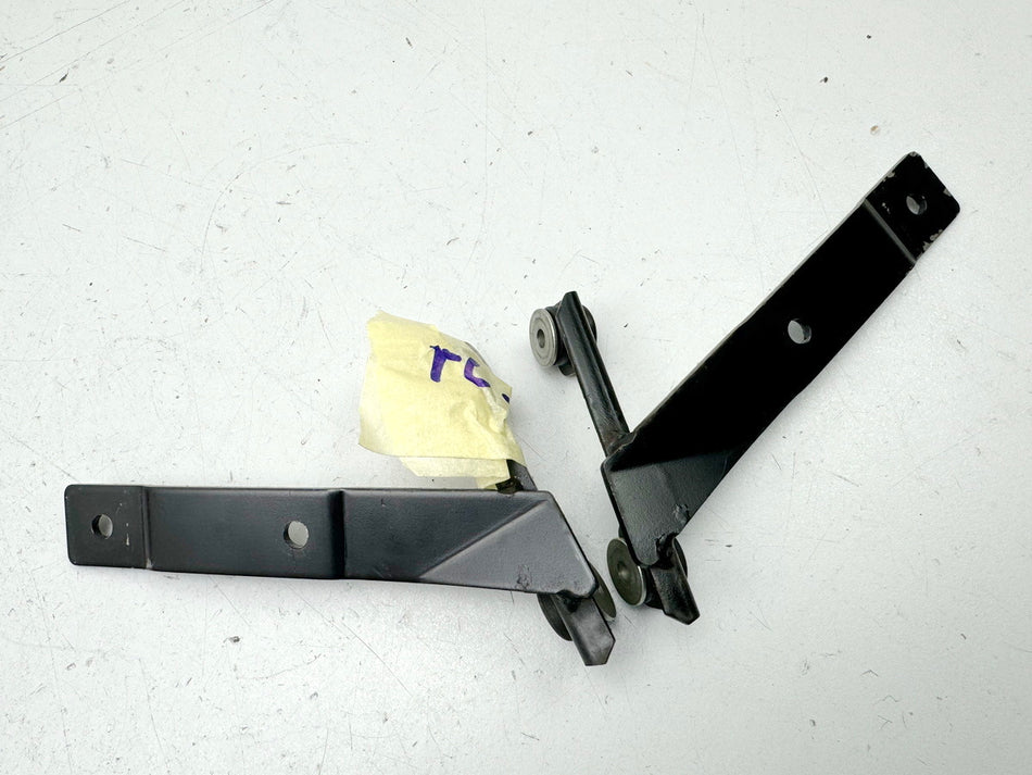 BMW C1 125 200 ABS Halterung Seitenverkleidung links rechts Träger Halteblech