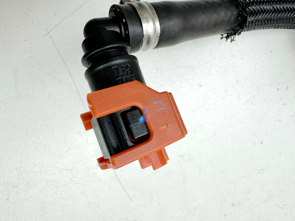 TRIUMPH SPEED TRIPLE 1050R ABS NN01 Benzinleitung Benzinschlauch für Benzinpumpe