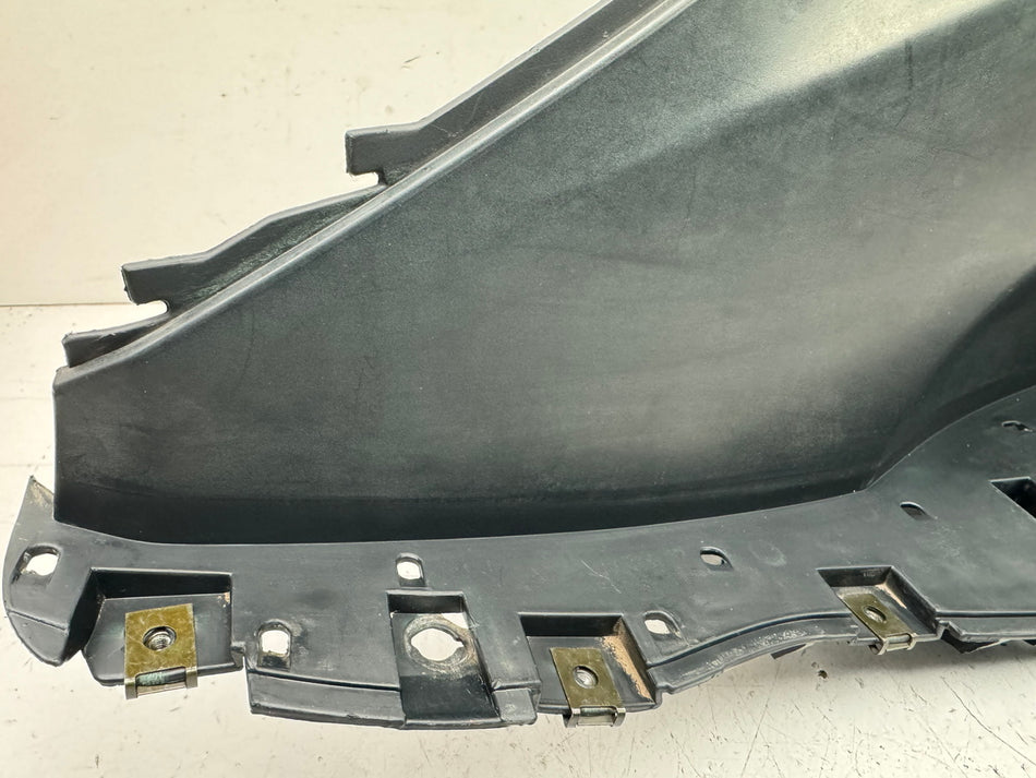 BMW C1 125 200 ABS Verkleidung Tunnel rechts Abdeckung Fußraum Cover Trittbrett