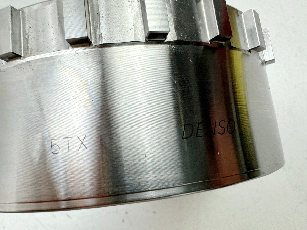 TRIUMPH SPEED TRIPLE 1050 R ABS NN01 Lima Rotor Polrad Lichtmaschine Schwungrad