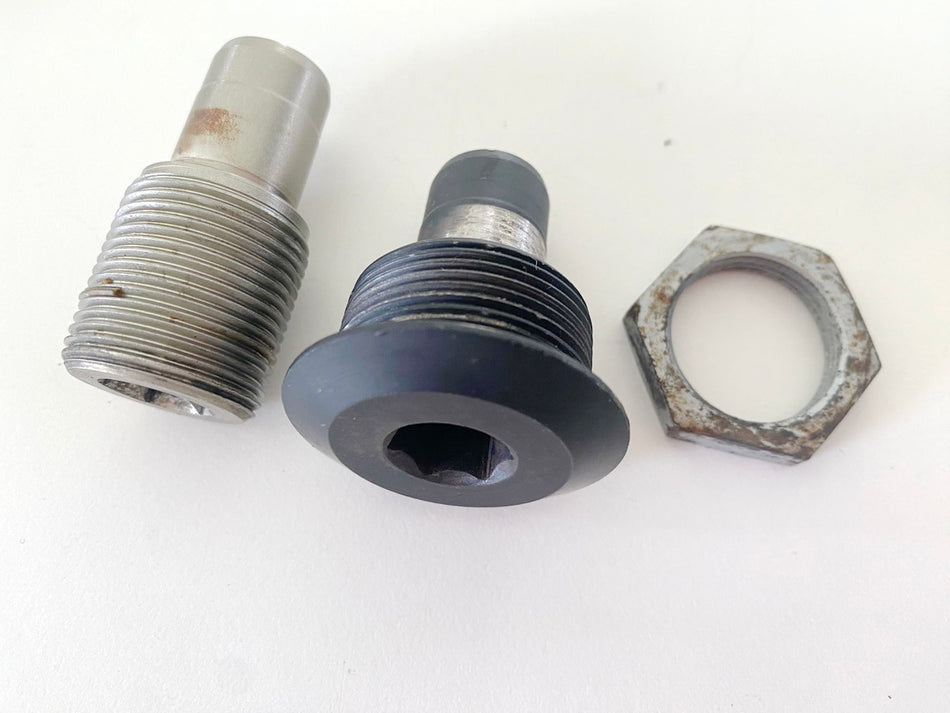 BMW R 1100 GS 259 850 Bolts Swing Arm Pivot Bearing Flange Nut Cardan Shaft Bolt