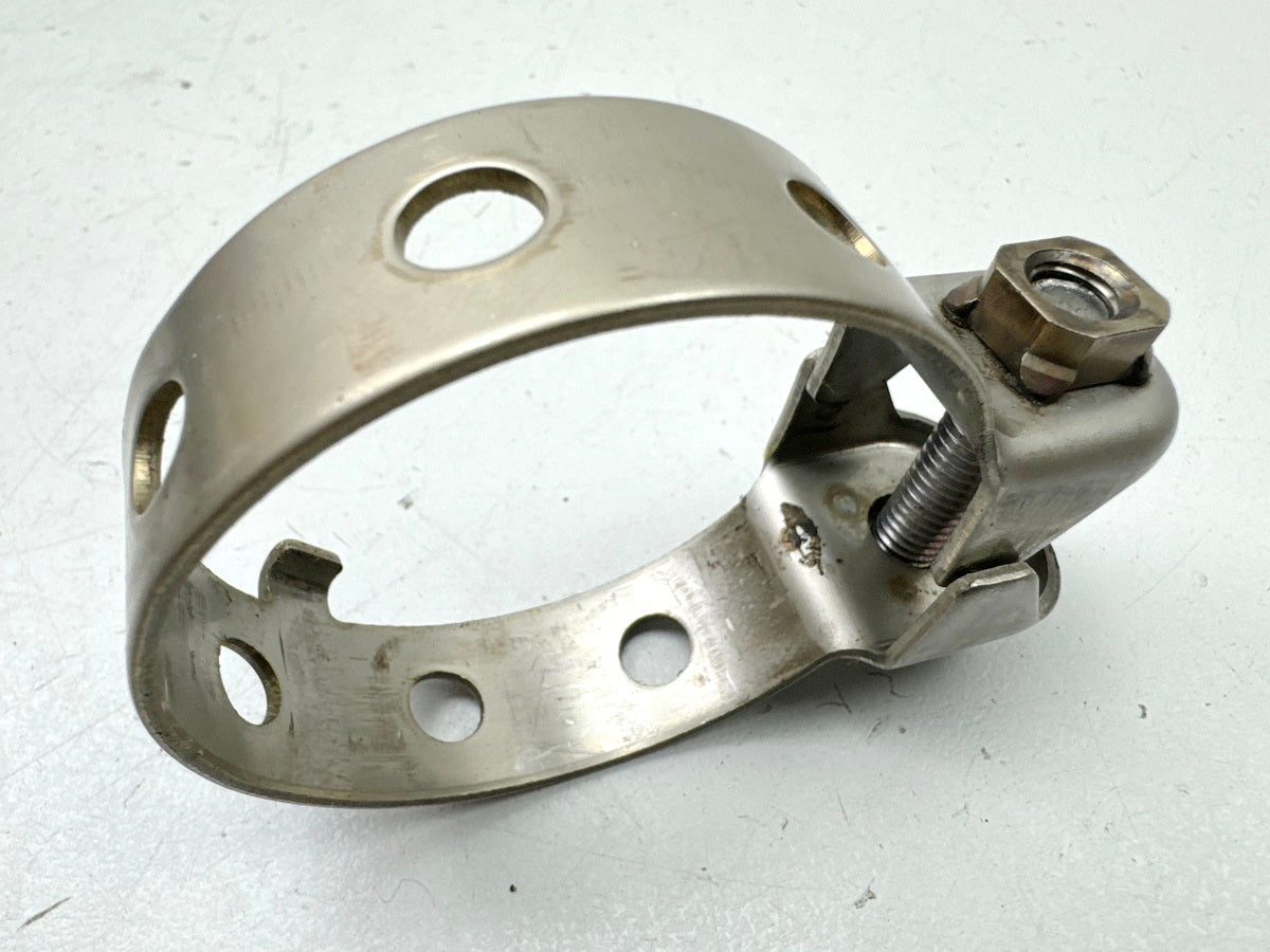 YAMAHA MTN 1000 MT10 RN78 Exhaust clamp right manifold to collector clamp