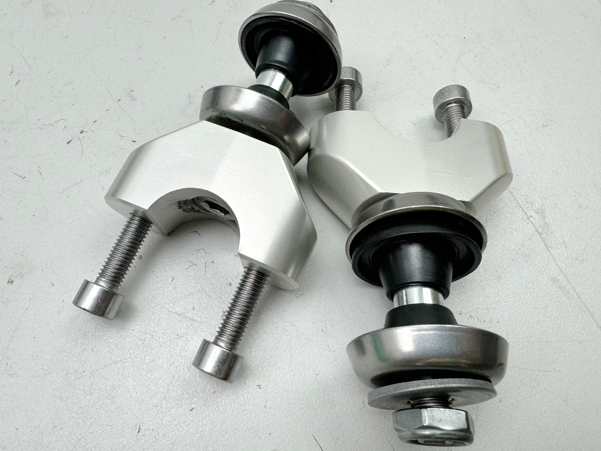 TRIUMPH SPEED TRIPLE 1050 R ABS NN01 Abrazadera de manillar Soporte Manillar Riser Tornillo