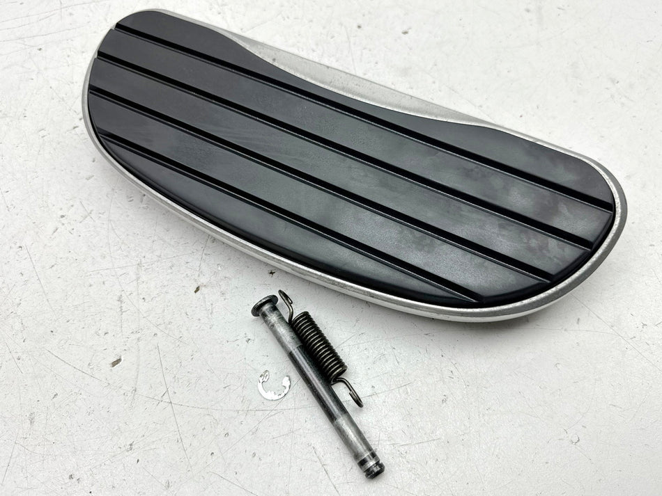 KAWASAKI VN 900 B 11A CLASSIC Trittbrett Fahrer links vorn original Fußraste