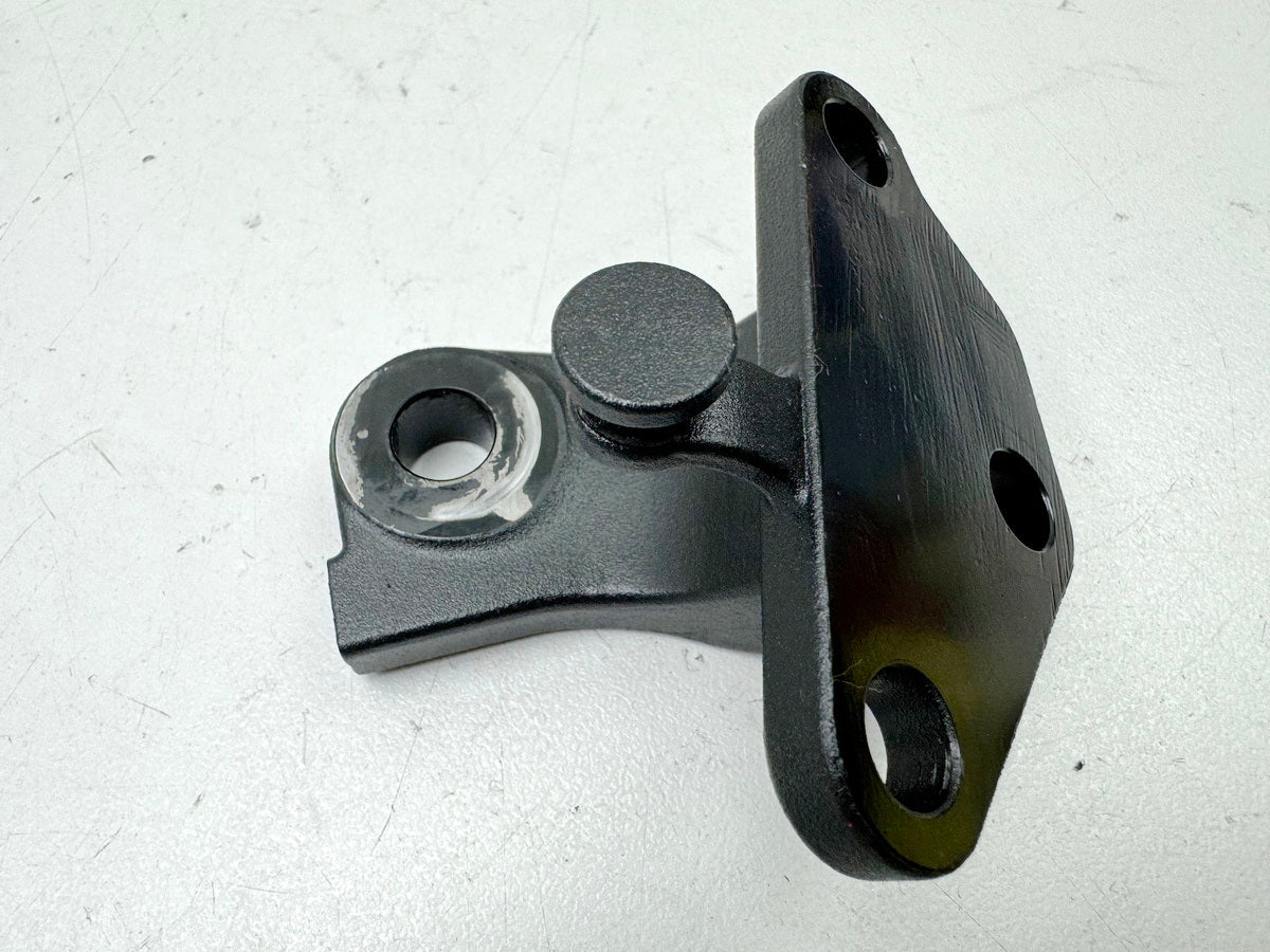 TRIUMPH SPEED TRIPLE 1050 R ABS NN01 Seitenständer orig. Halter Zugfeder Ständer
