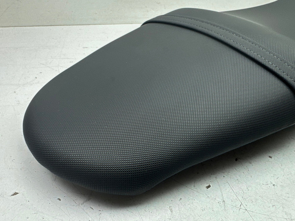 TRIUMPH STREET TRIPLE 675 D67LD Sitzbank original Sitz Fahrersitz Sitz hinten