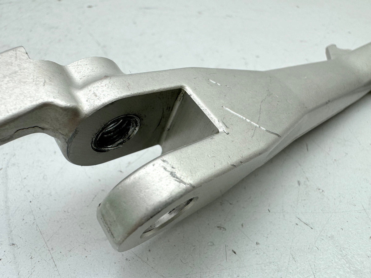TRIUMPH SPEED TRIPLE 1050 R ABS NN01 Seitenständer orig. Halter Zugfeder Ständer