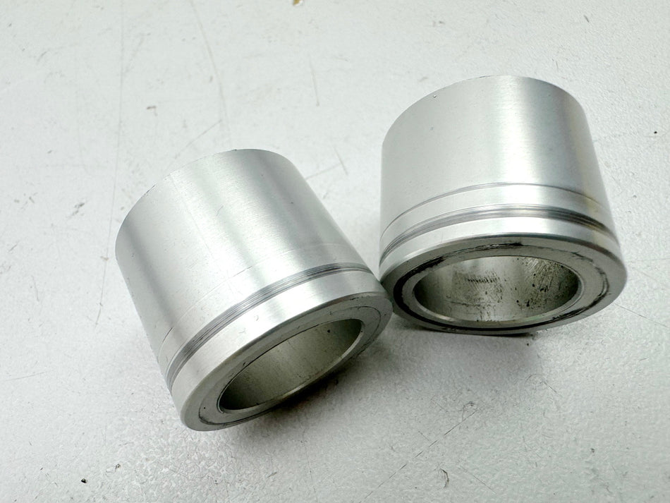 TRIUMPH SPEED TRIPLE 1050 R ABS NN01 Spacer Sleeve Front Axle Rim Spacer