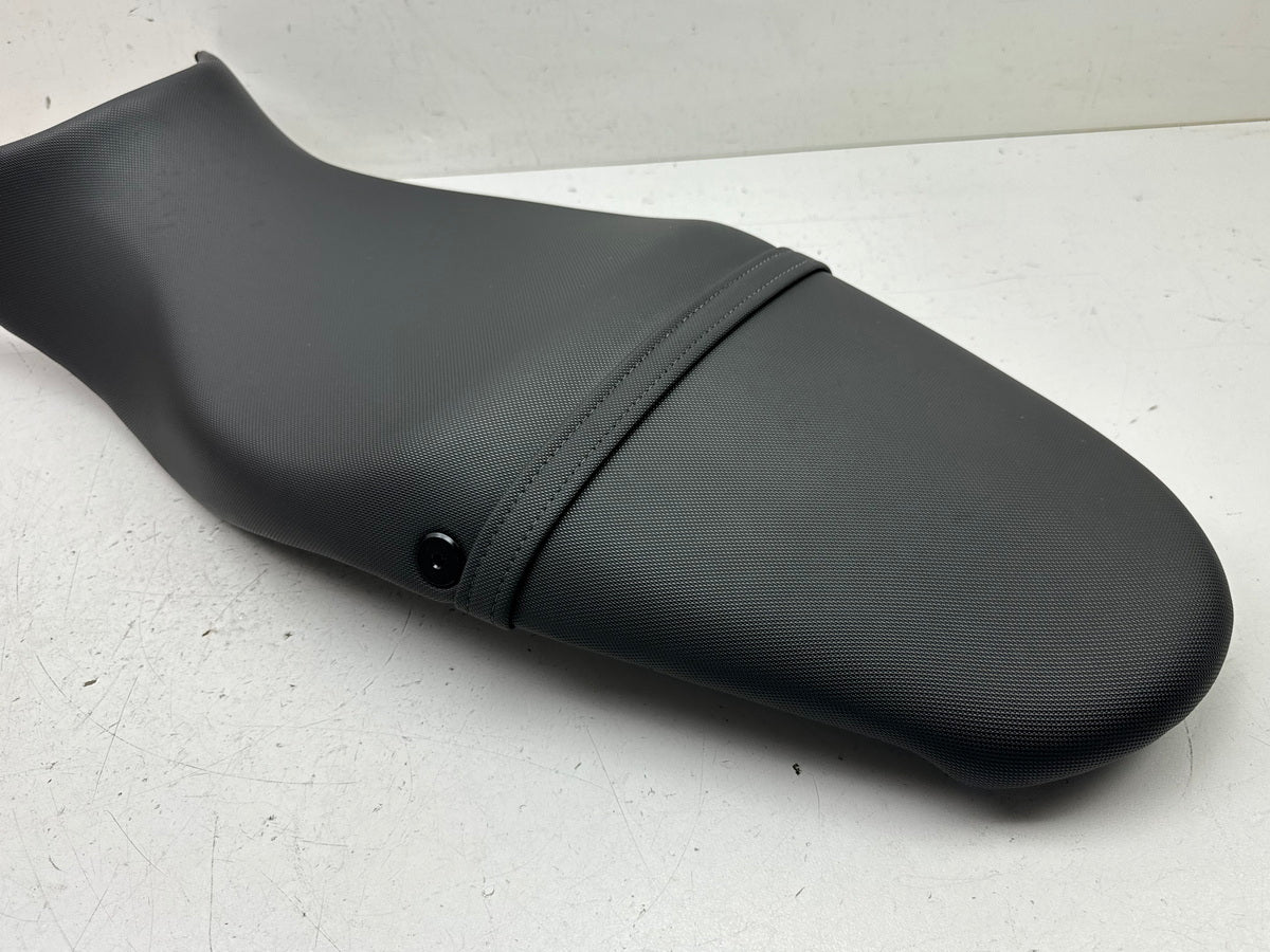 TRIUMPH STREET TRIPLE 675 D67LD Sitzbank original Sitz Fahrersitz Sitz hinten