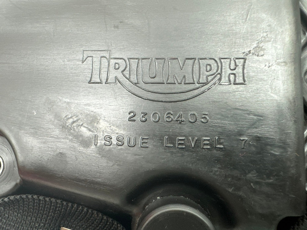 TRIUMPH STREET TRIPLE 675 D67LD Sitzbank original Sitz Fahrersitz Sitz hinten