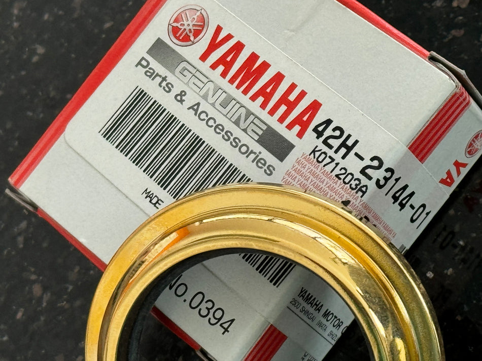 YAMAHA XV Virago original Staubdichtung Dichtung Gabel 1 Stück 42H-23144-01 NEU