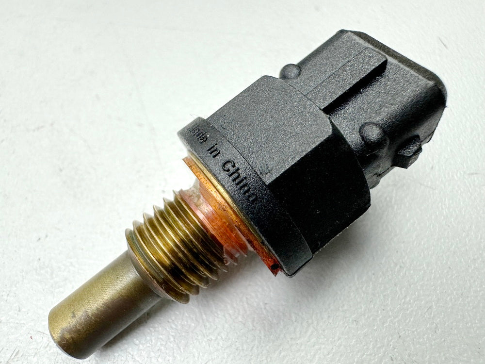 TRIUMPH SPEED TRIPLE 1050R ABS NN01 Sensor de temperatura del agua