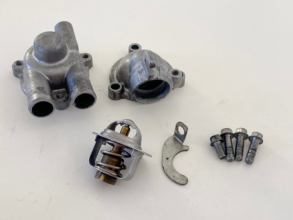 KAWASAKI EN 500 EN 500 A Termostato Carcasa del termostato (para motor del radiador)