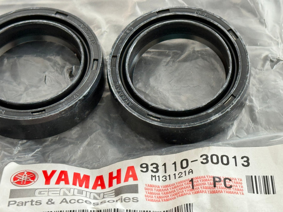 YAMAHA RD75LC original Wellendichtringe Gabel Fork 2 Stück - 93110-30013 - NEU