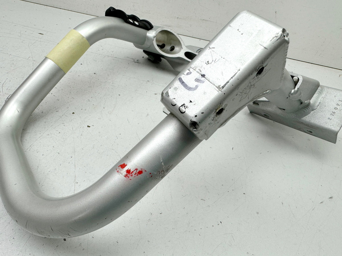 BMW C1 125 200 ABS Schulterbügel links Halterung Träger Hilfsrahmen (für Rahmen)