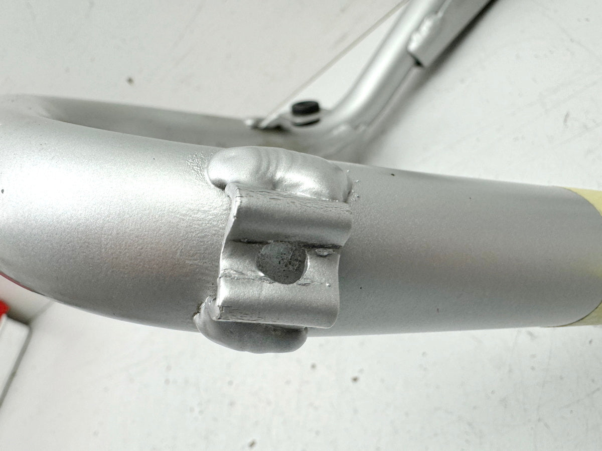 BMW C1 125 200 ABS Schulterbügel links Halterung Träger Hilfsrahmen (für Rahmen)