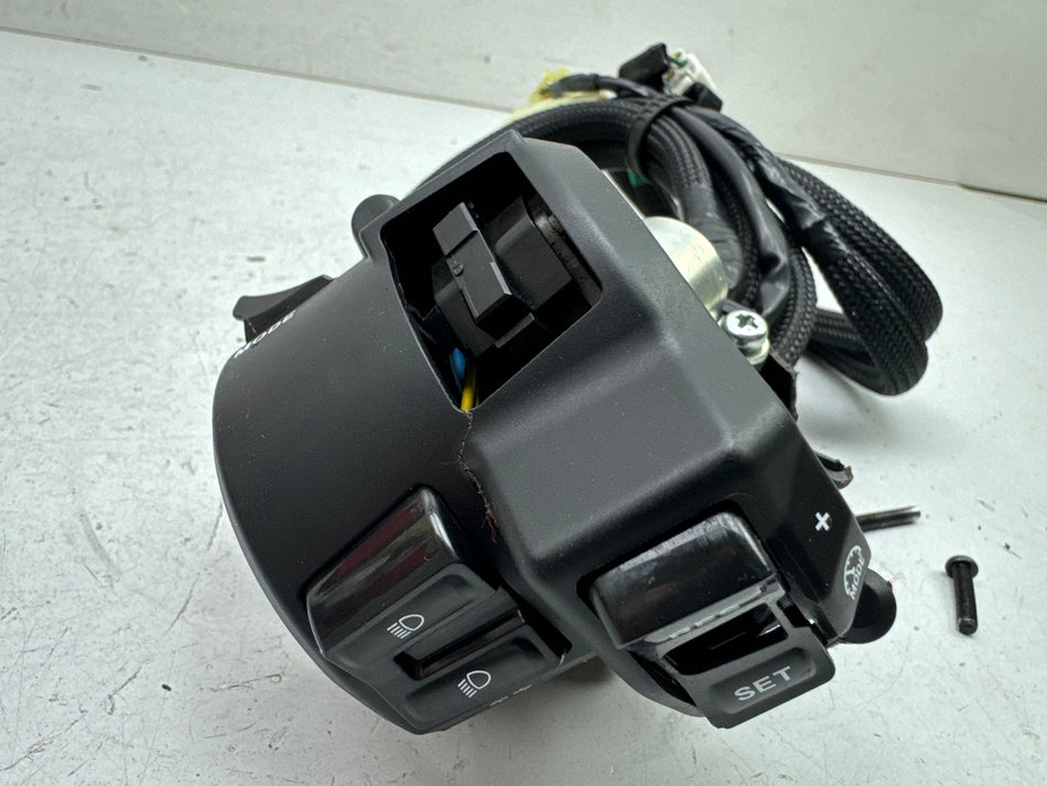 YAMAHA MTN 1000 MT10 RN78 Interruptor izquierdo de manillar Interruptor luz claxon intermitente