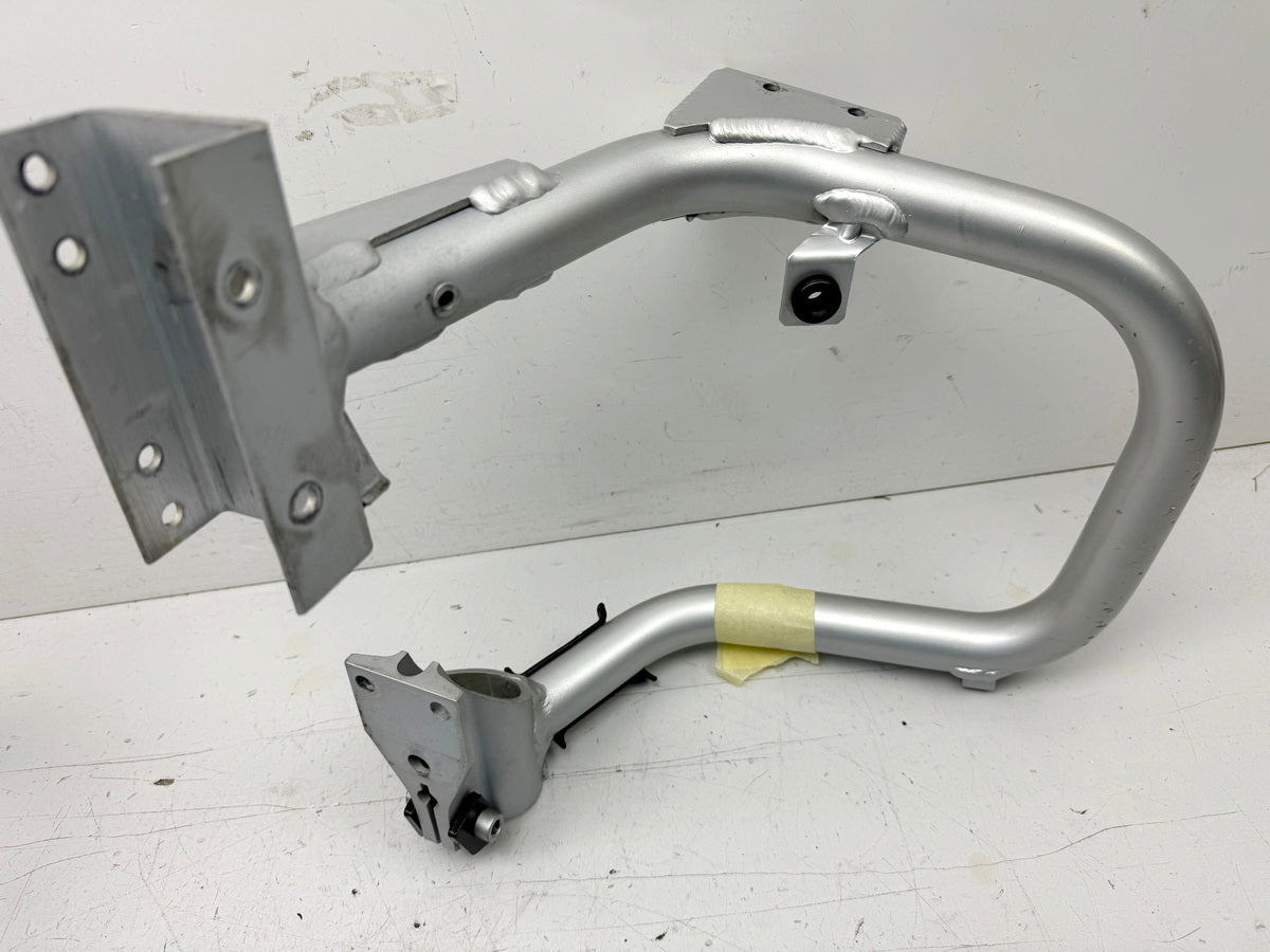 BMW C1 125 200 ABS Schulterbügel rechts Halterung Träger Hilfsrahmen (für Rahmen)