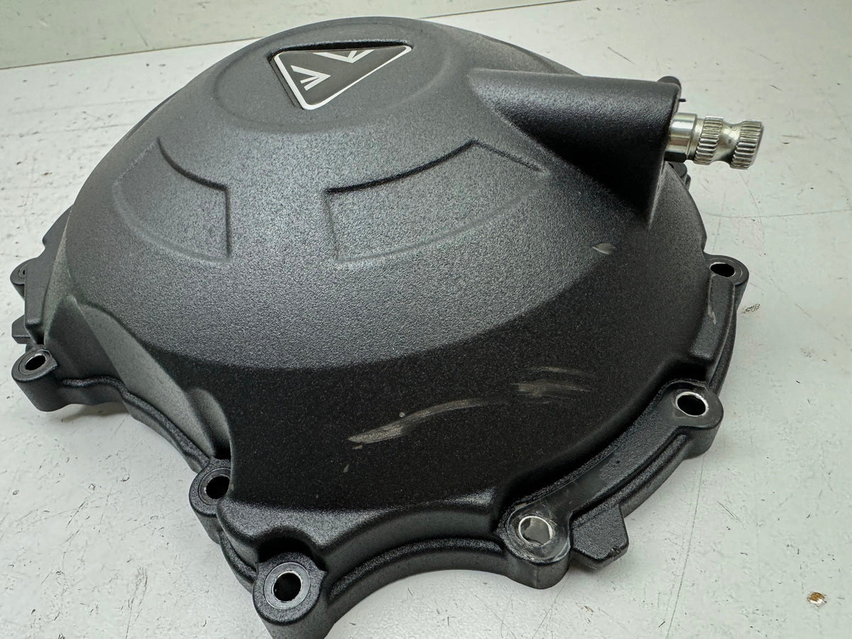 TRIUMPH SPEED TRIPLE 1050 R ABS NN01 Tapa de embrague Tapa de motor Tapa del cárter