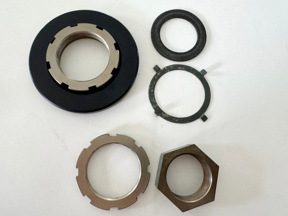 KAWASAKI ZX-10R ZXT00D Mutter Sicherung Lenkkopf Gabelbrücke Schraube 06-07