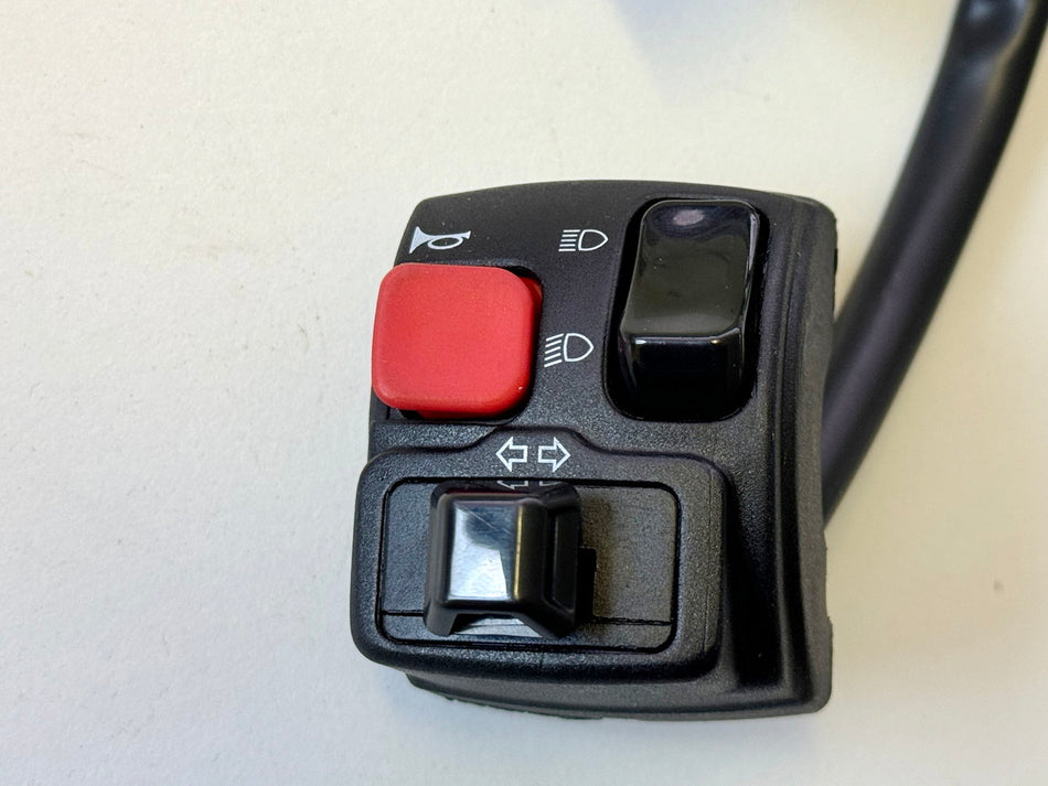 YAMAHA CS 50 Z JOG CW YQ - Conmutador izquierdo, interruptor de luz, bocina, intermitente NUEVO