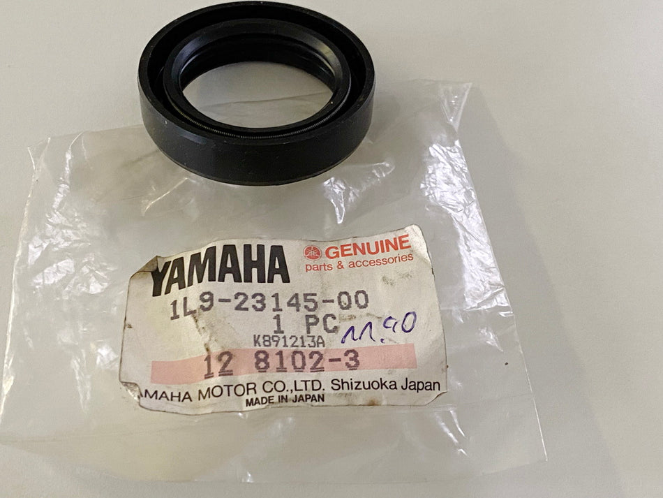 YAMAHA TT-R125 XS250 XS400 genuine Oil Seal Fork - NEW
