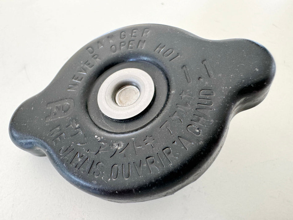 KAWASAKI VN 900 B 11A CLASSIC Kühlerdeckel Verschluß Kühler Deckel Kappe Cap