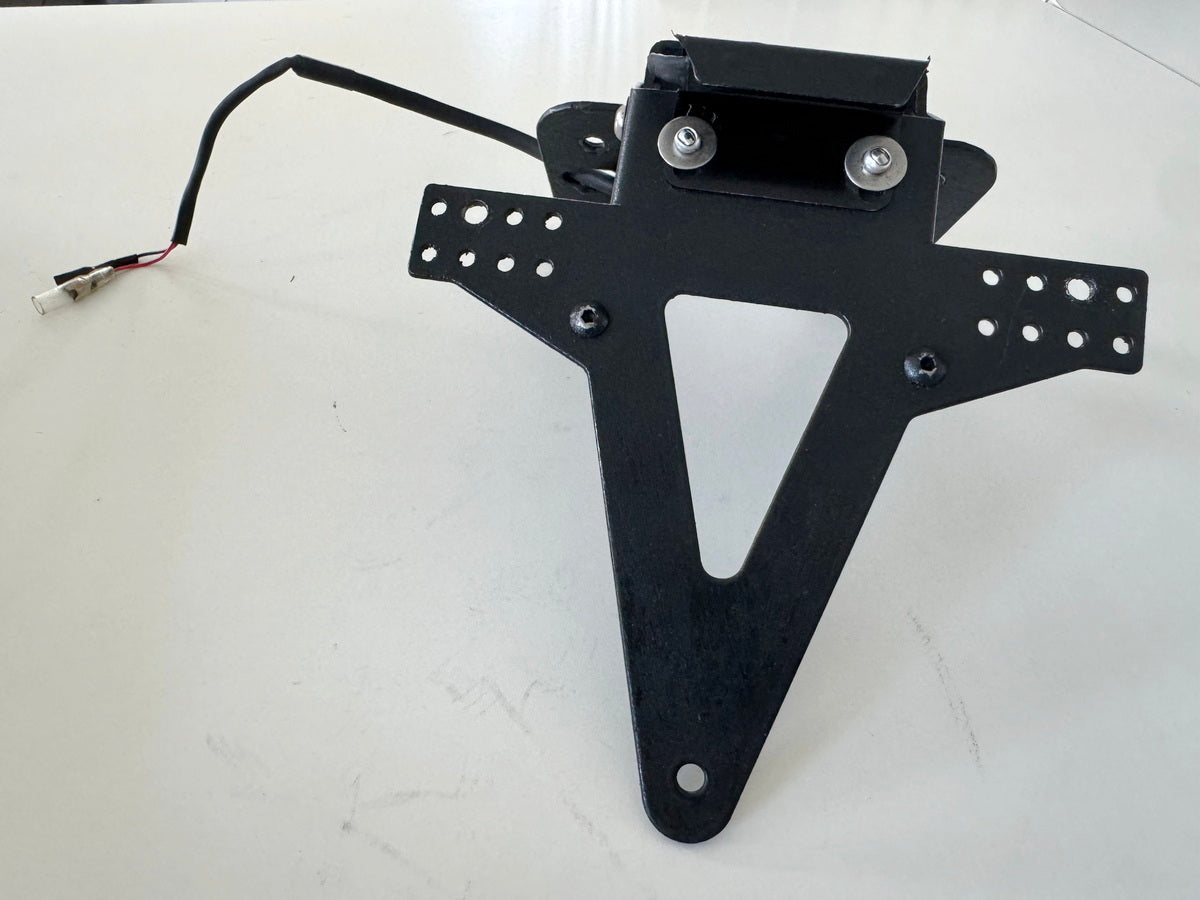 KAWASAKI ZX-10R ZXT00D Kennzeichenhalter Metall Träger Nummernschild 06-07